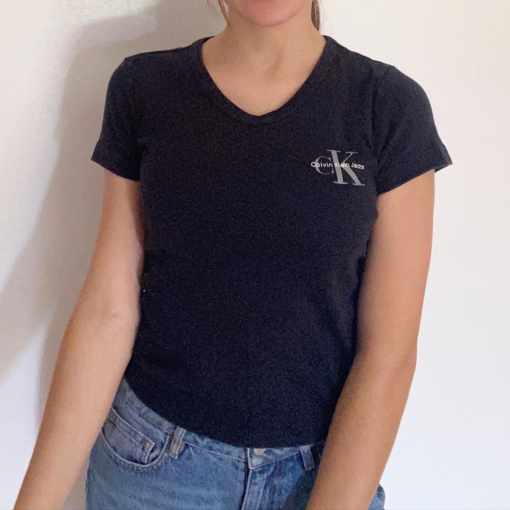 Calvin Klein V-Neck Short Sleeve Shirt